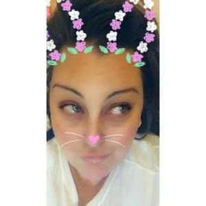 Meet your Posher, Christine